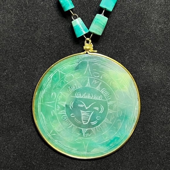 Vintage Inca Carved Sun God Cave Onyx And Gold Tone Hand Wired Necklace (3574) - Picture 3 of 7